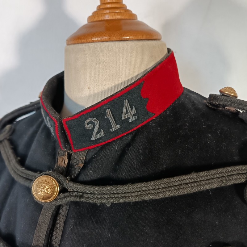 VESTE DOLMAN D'UNIFORME D'UN CAPITAINE DU 214 ème REGIMENT D'INFANTERIE 1914